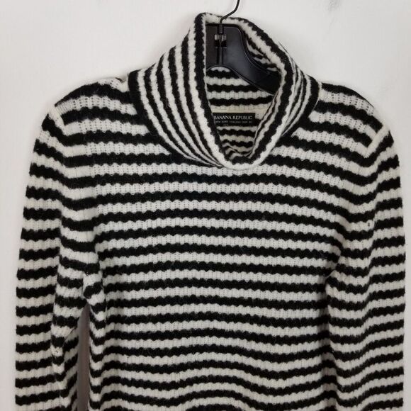 Banana Republic Women Turtleneck Striped Wool Alpaca Sweaters Sz M Black White - Picture 2 of 7